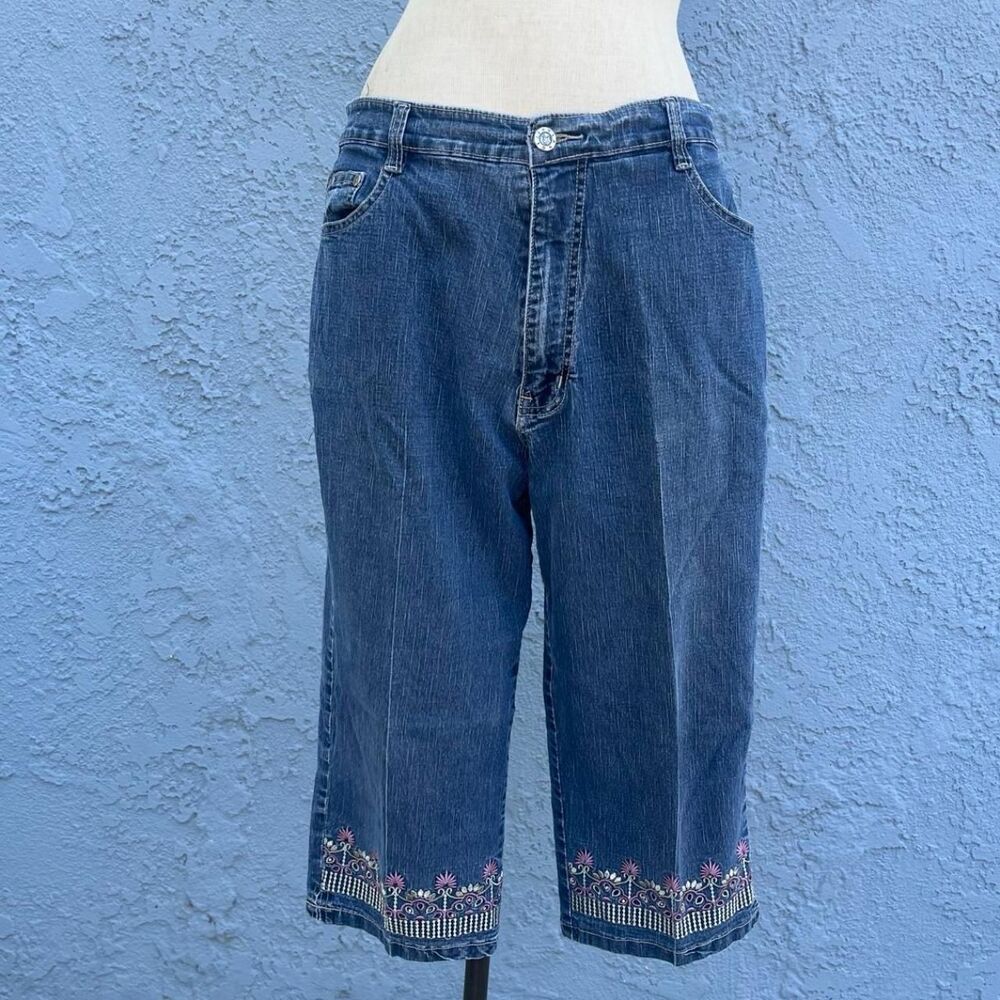 Y2k Capri pants Embroidered Jeans Size large fairycore
